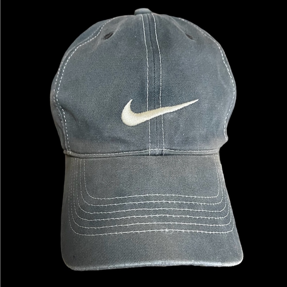 Nike Golf Hat Cap StrapBack White Swoosh Adjustable Gray Unisex
